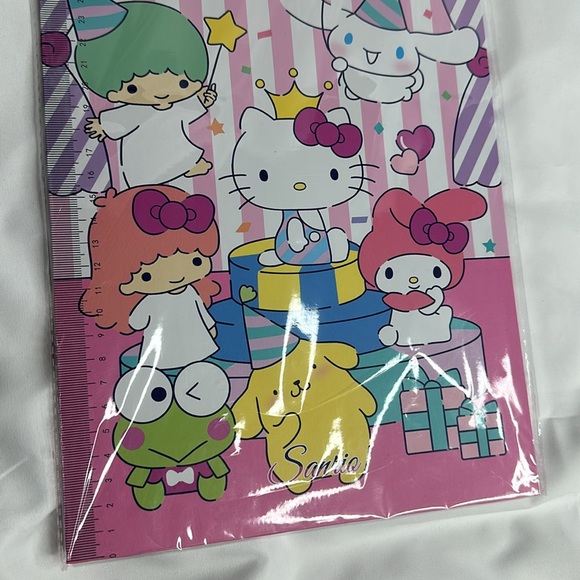 Sanrio Hello Kitty & Friends Clipboard - Picture 7 of 7